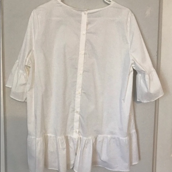 PLEIONE
WOMEN'S PLEIONE CRISSCROSS DROP RUFFLE TOP - Picture 2 of 2